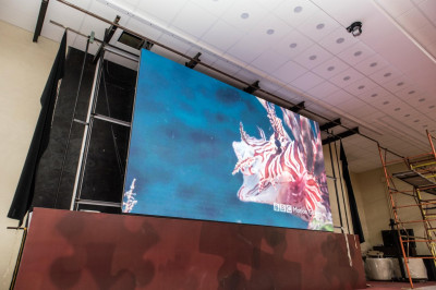 Светодиодные экраны в медицинском центре