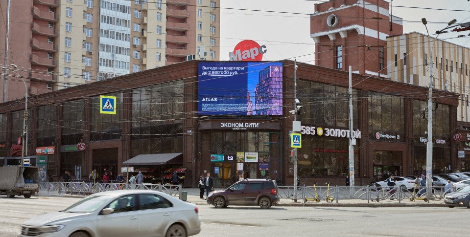 LED медиафасад для торгового центра Марс